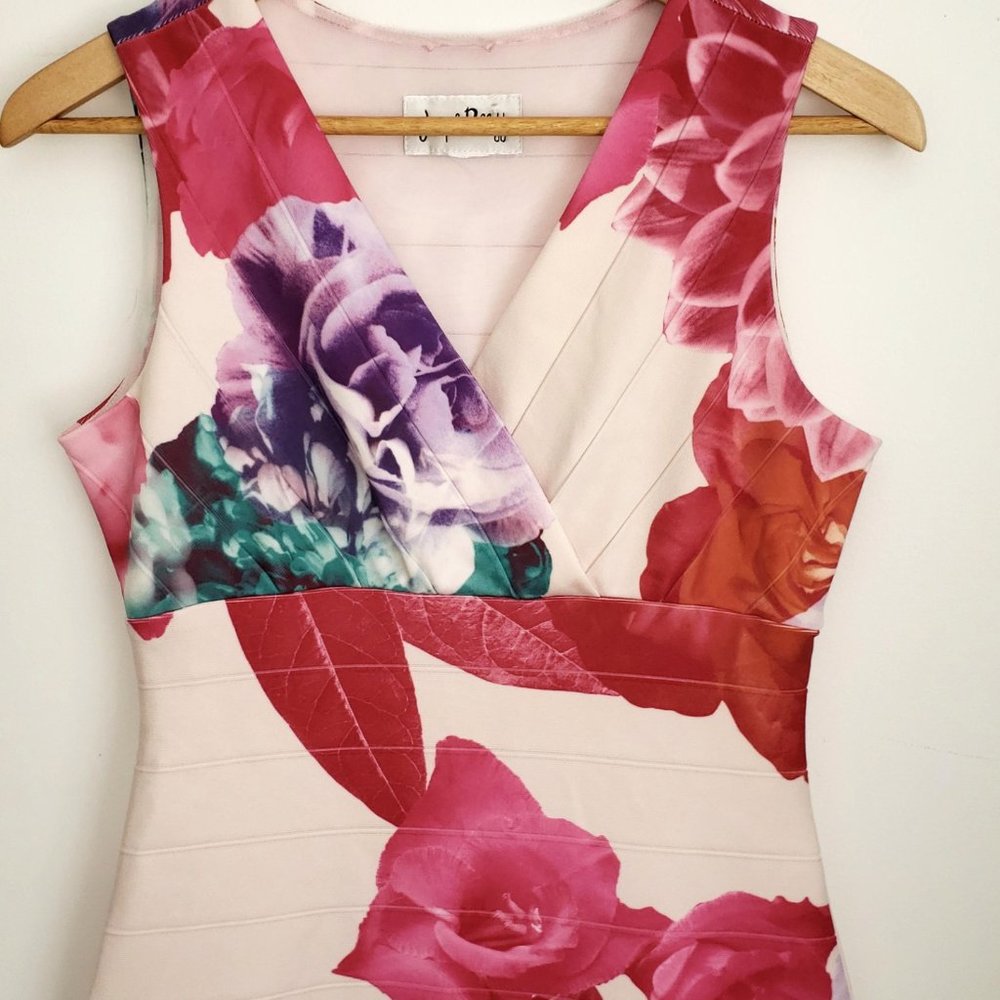 Joseph Ribkoff bodycon dress - Picture 2 of 3